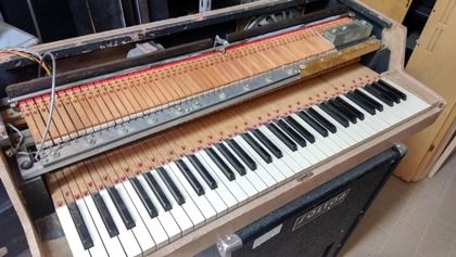 Wurlitzer-120 rare tube-amped electric piano